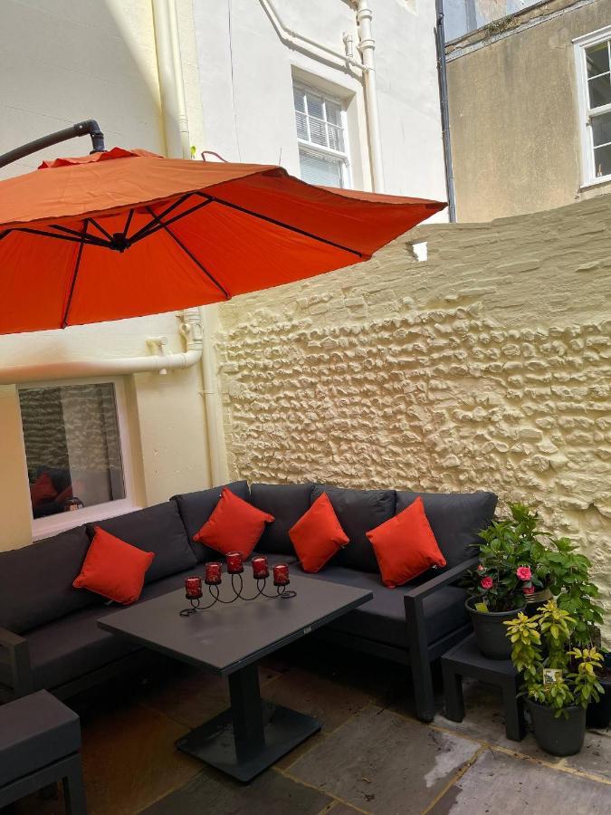 Entire 2 Bed Flat With Garden, Located Near Beach Apartman Brighton Kültér fotó