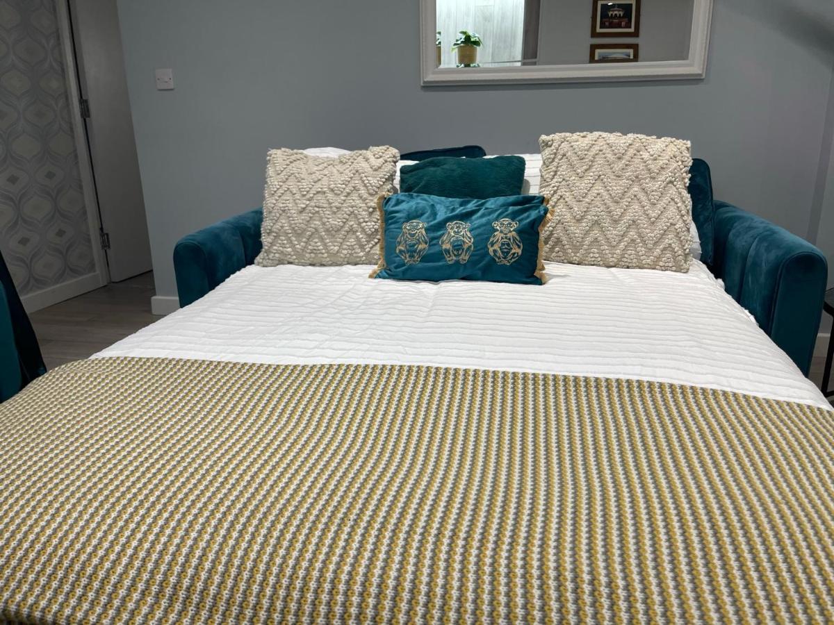 Entire 2 Bed Flat With Garden, Located Near Beach Apartman Brighton Kültér fotó